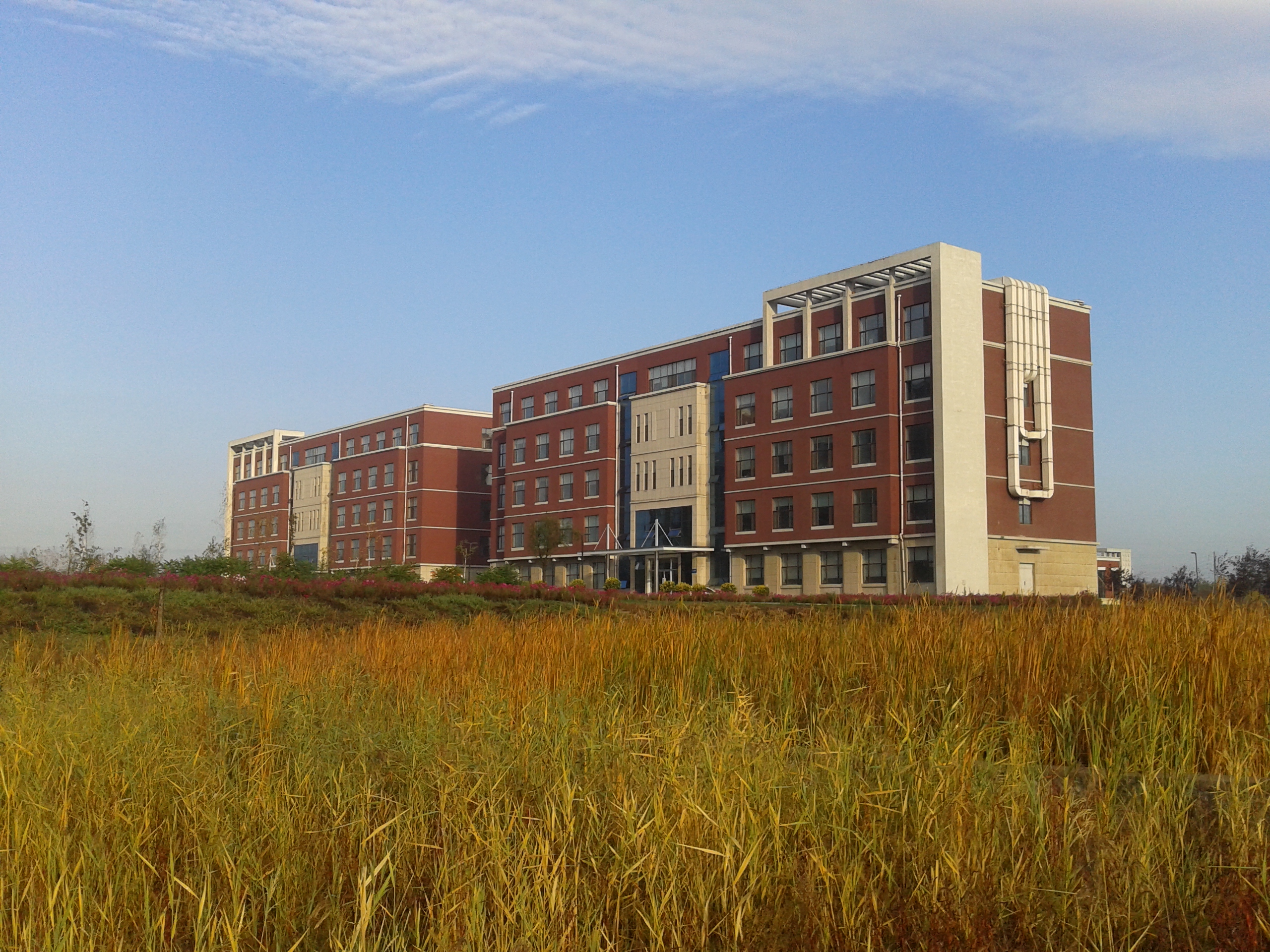 秋景（環(huán)境樓、濕地樓）