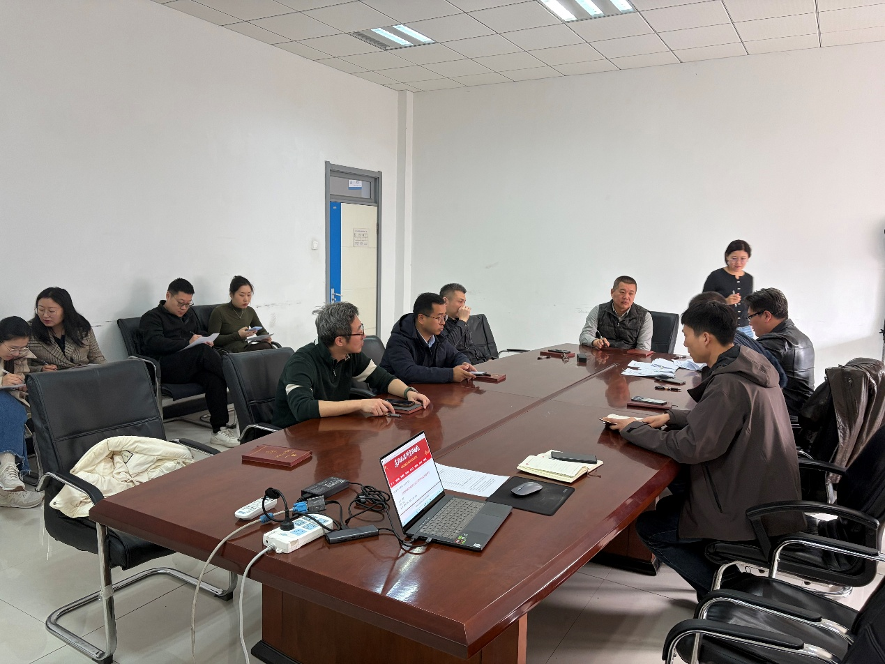 鹽堿地黨支部開(kāi)展樹(shù)立和踐行正確政績(jī)觀學(xué)習(xí)教育并召開(kāi)2025年度組織生活會(huì)